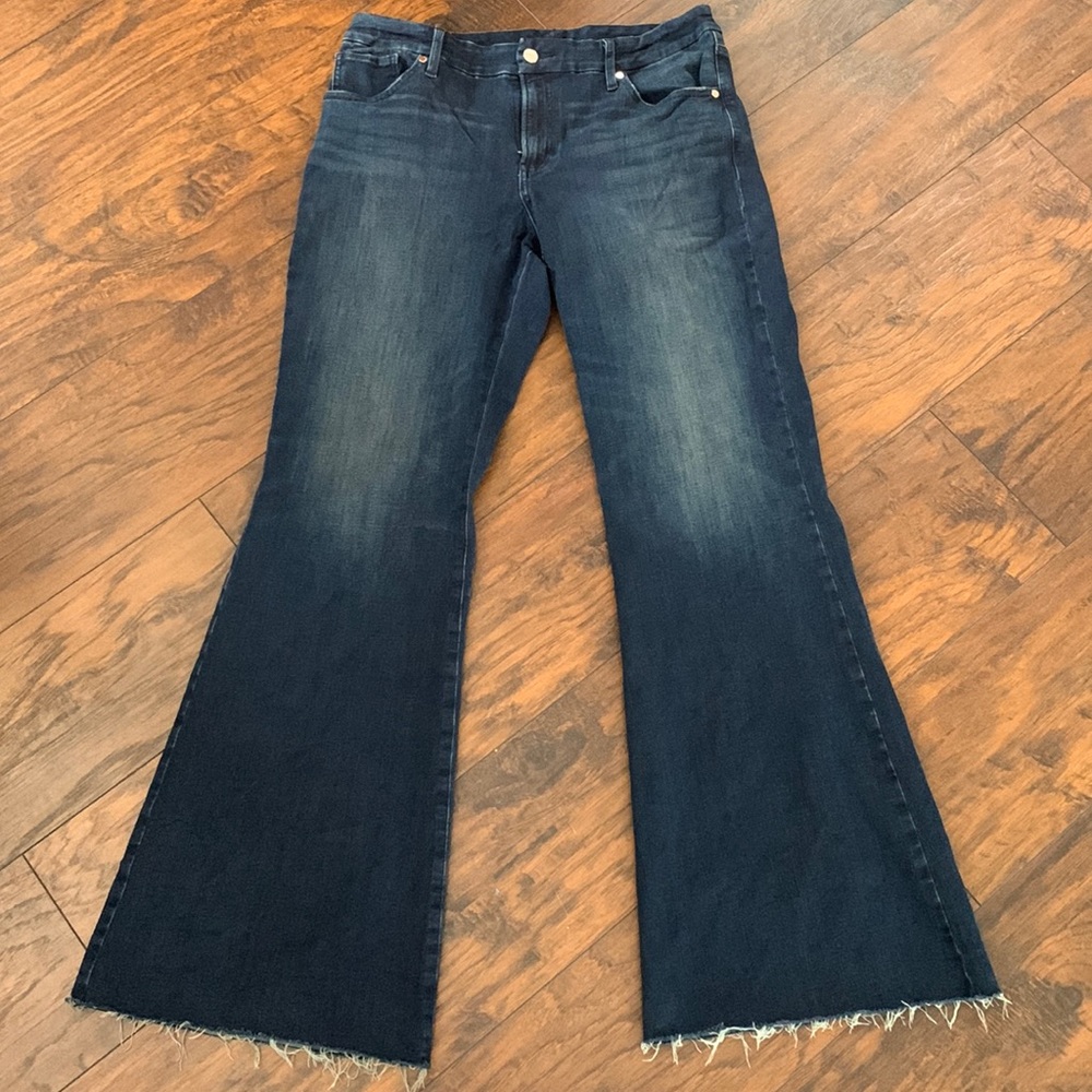 Express Flex Wide Leg Jeans
